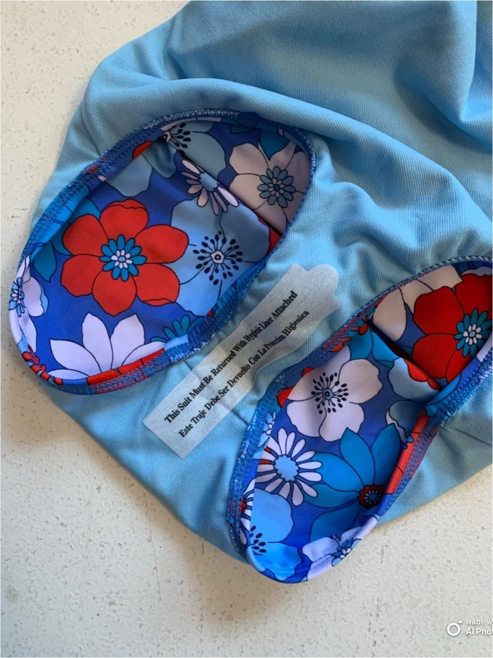 Cat & Jack Girl’s Blue & Red Floral Short Sleeve Swimsuit Size XS NWT Beach Vaca